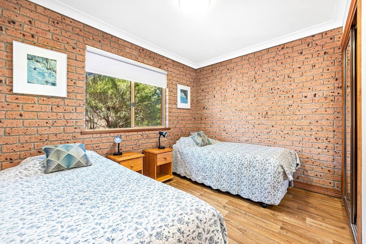 Grand Pacific 1 Unit 4 - First Floor Apartment Narooma
