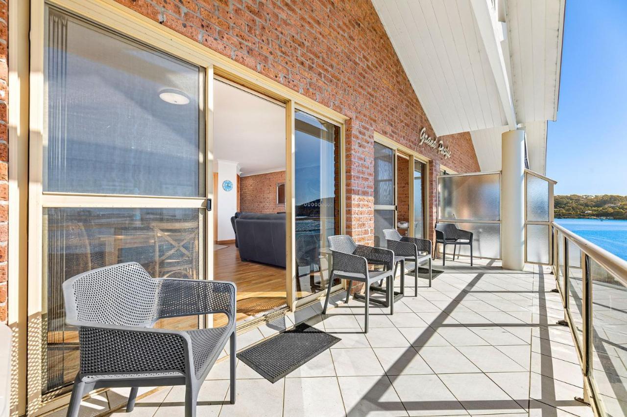 Apartment Grand Pacific 1 Unit 4 - First Floor